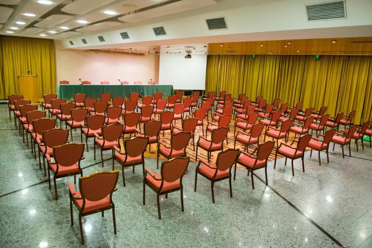 Grand Hotel Ambasciatori Wellness & Spa Chianciano Terme Exterior foto