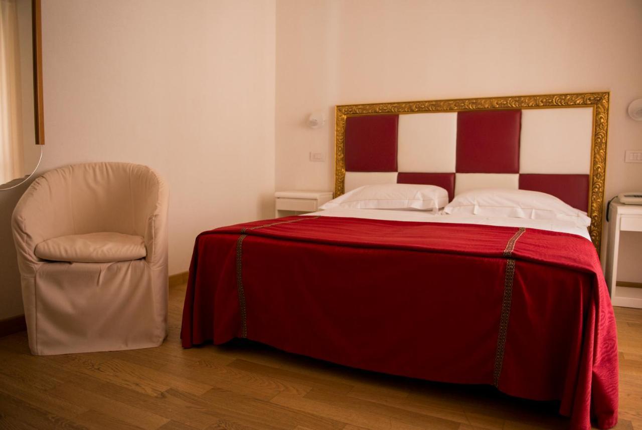 Grand Hotel Ambasciatori Wellness & Spa Chianciano Terme Exterior foto